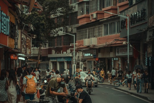 白酒加水，揭秘酒液变化的奇妙之旅